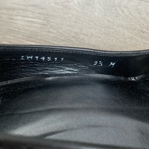 Stuart Weitzman Black Quantas Quilted Nappa Bow Pumps In Size Women’s 9.5M - Picture 10 of 12